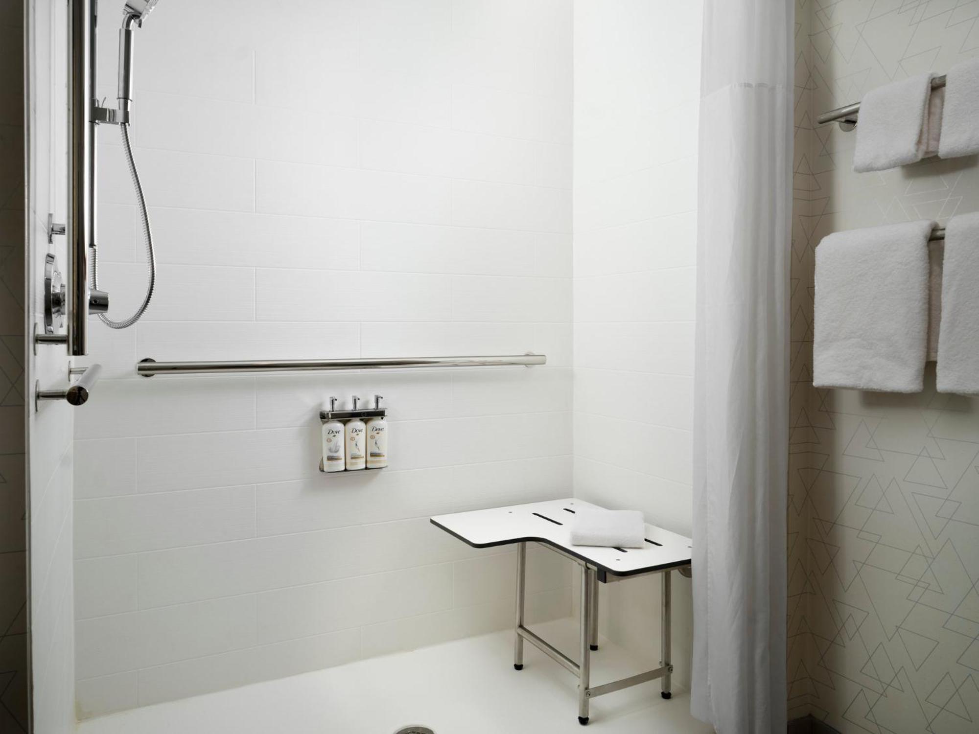 Holiday Inn Express & Suites Lima By Ihg Ngoại thất bức ảnh